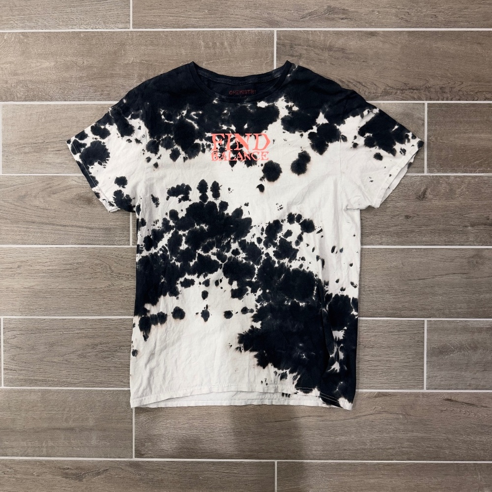 🧪🌀 Chemistry “Find Balance” Tie-Dye Tee 🌍💀 Good Vibes Only | Size L - Picture 1 of 2